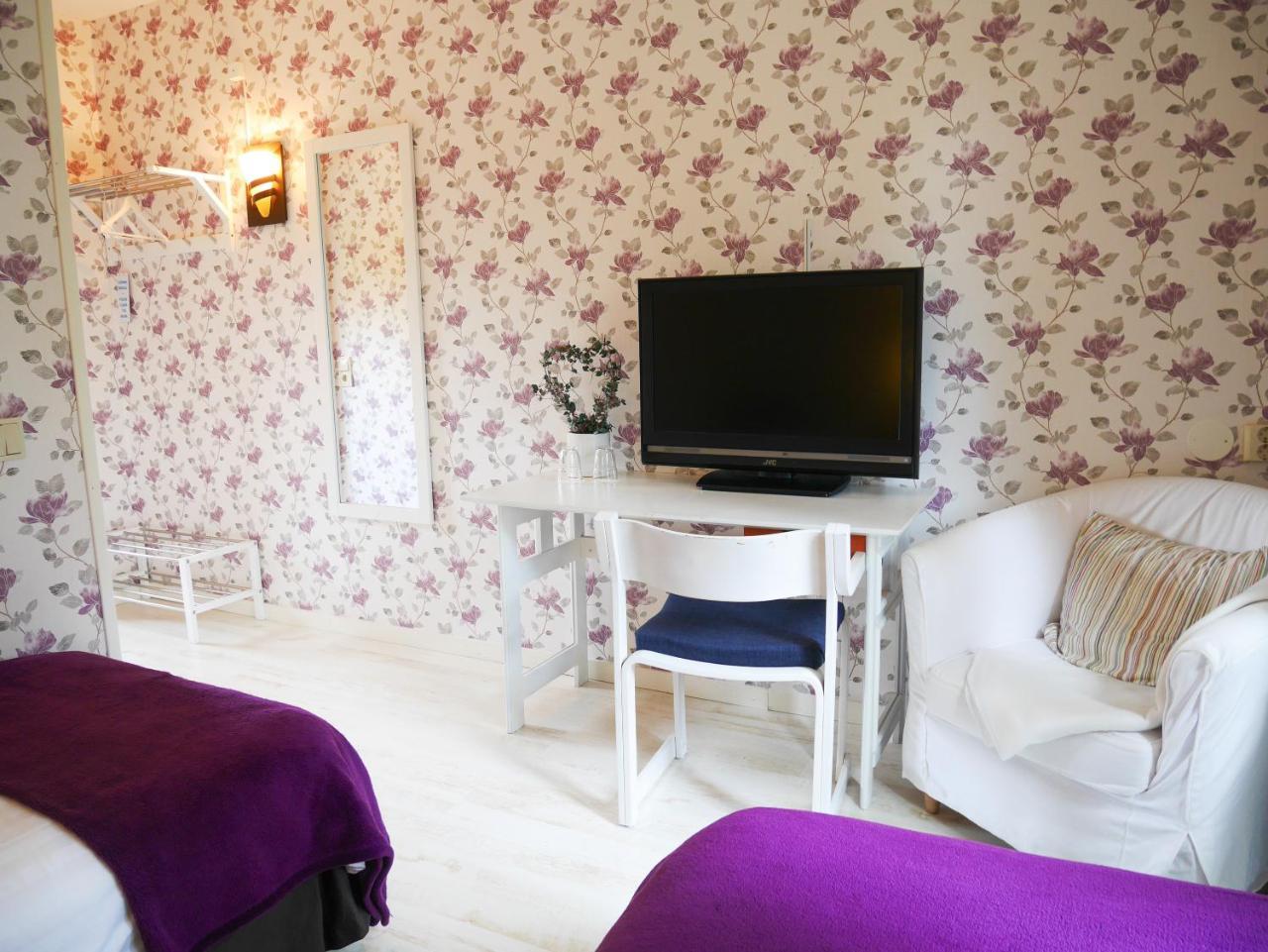 Villa Gladtjaern Smedjebacken Buitenkant foto
