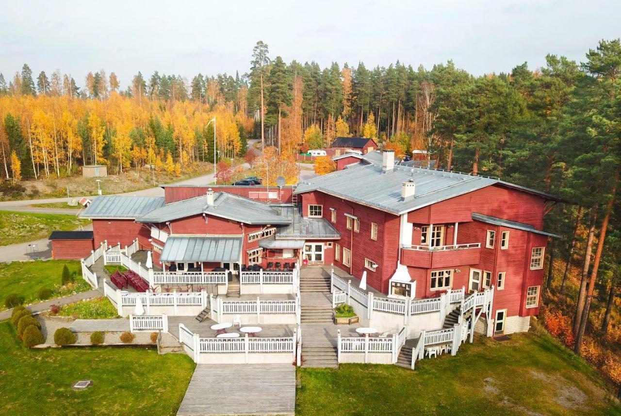 Villa Gladtjaern Smedjebacken Buitenkant foto