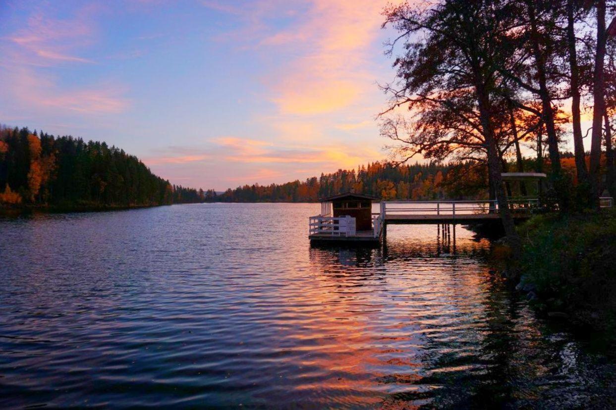 Villa Gladtjaern Smedjebacken Buitenkant foto