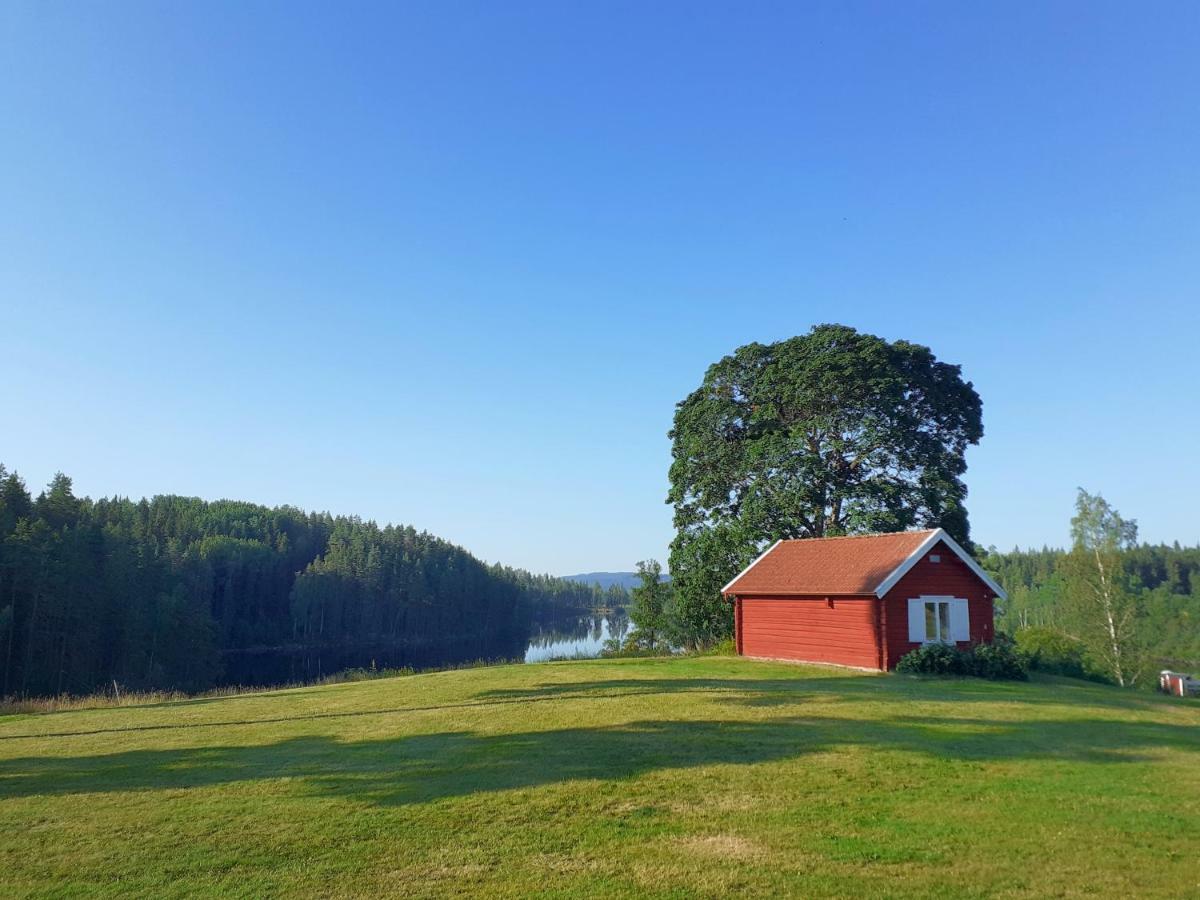 Villa Gladtjaern Smedjebacken Buitenkant foto